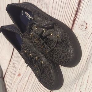 Sperry 9 Crest Vibe Slip-On Boat Preppy Sneakers